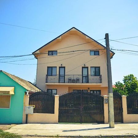 מלון Năvodari Casa Rebeka מראה חיצוני תמונה